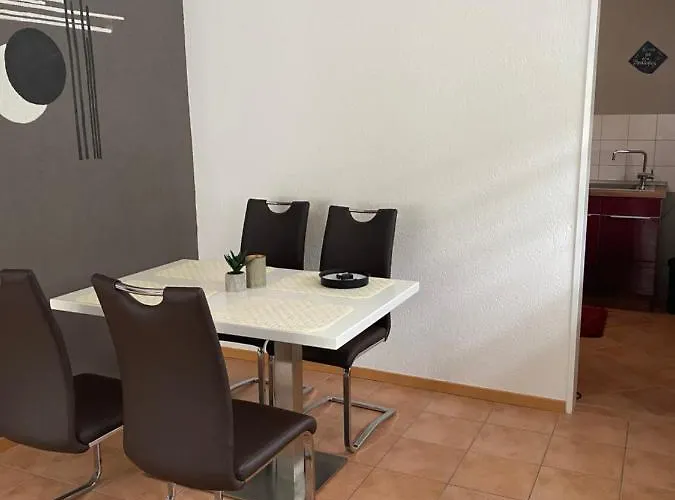 Laura Διαμέρισμα *